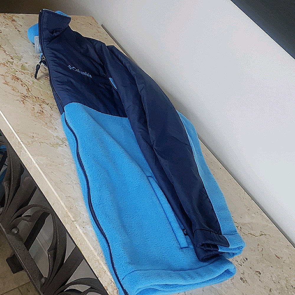 Jacket - Picture 3 of 4